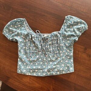 Lucky Brand Demin Flower Sleeved Crop Top Size M